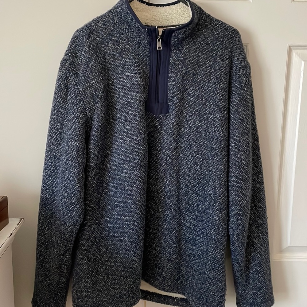 Orvis size large men’s Sherpa pullover